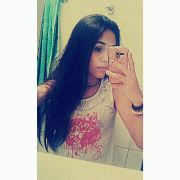 Ela é paz pra Palestina, fé pra Babilônia. Belieber ;)