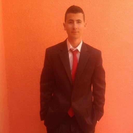 che_fares's profile picture. 