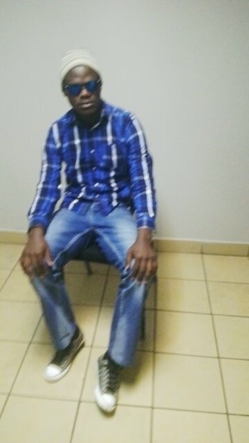 mzimasi100's profile picture. 