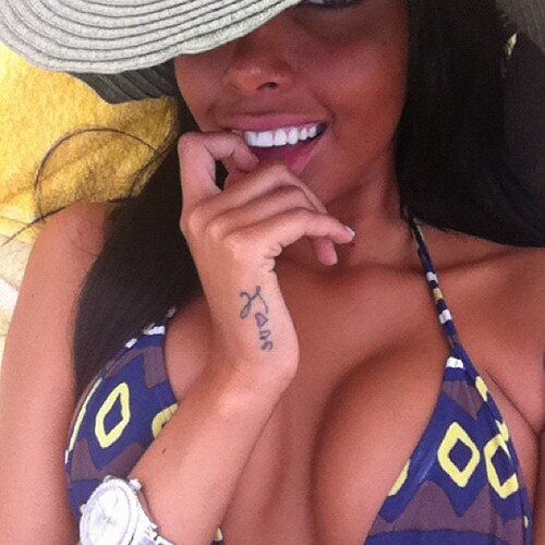 MarketaLean's profile picture. Sending a girl a text that says I love you Beautiful can change her attitude for the whole day.