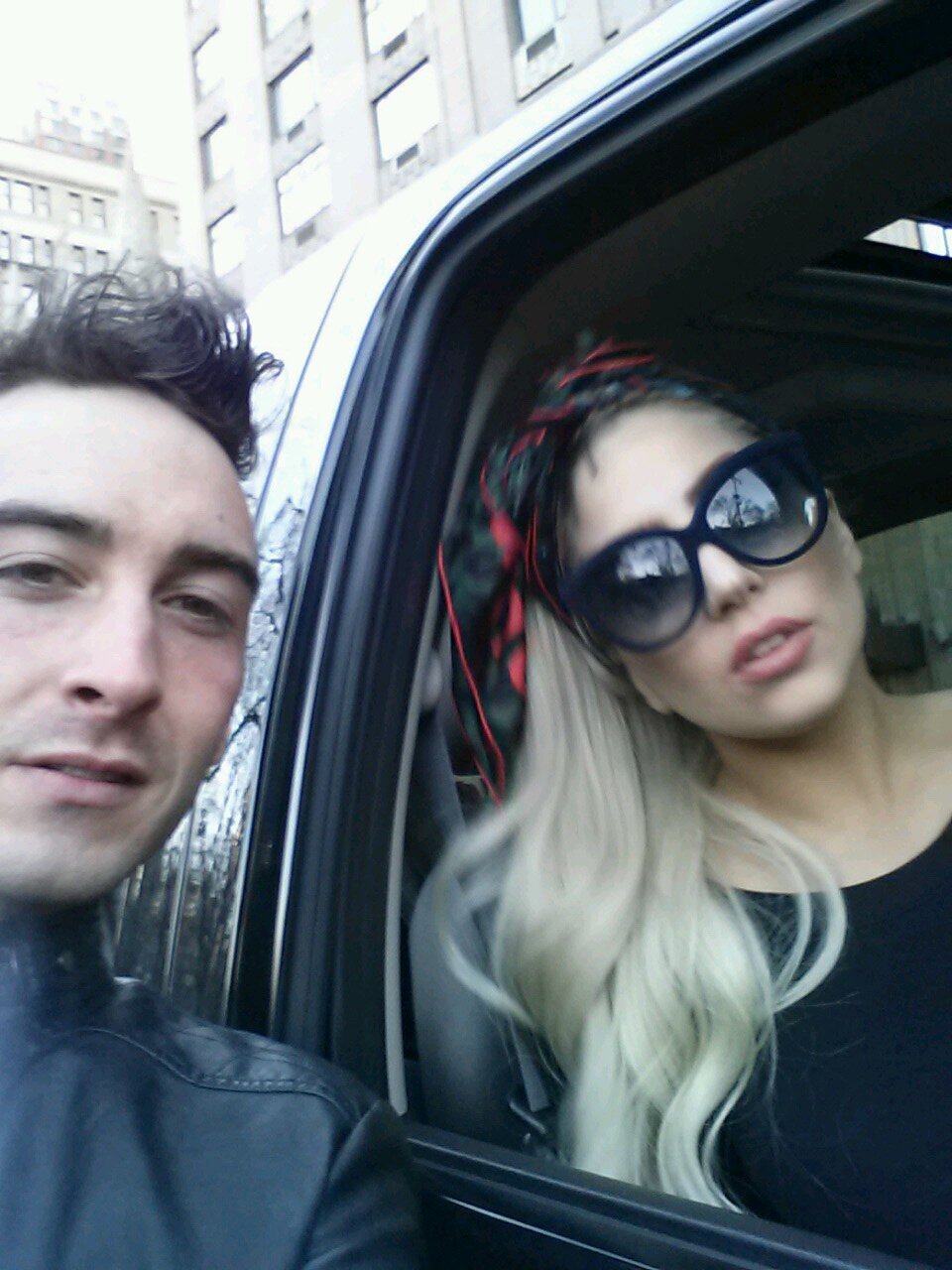 💖Hey Gurl Hey!💖
#MAYHEM #theMAYHEMball
Verified Mons†er, hoping @ladygaga follows me! 
MET GAGA AT A RED LIGHT IN NYC ARTPOP ERA 4/5/14 🤩
