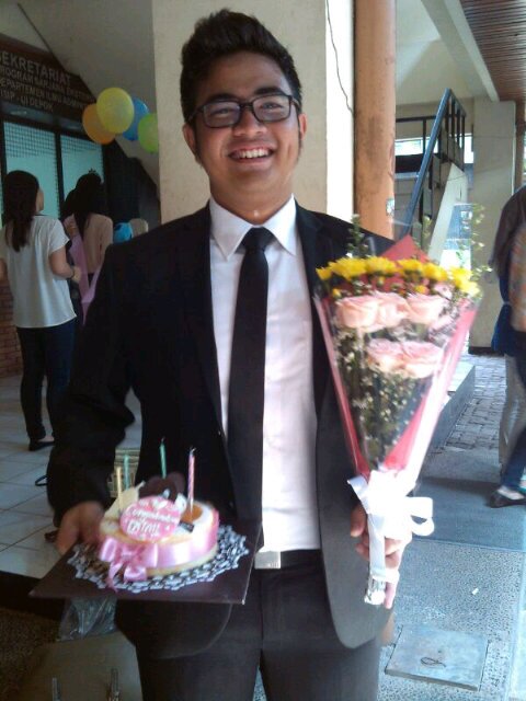Astra 1st batch 3 | Ketua HM ADM 2013 | President of Business Society UI 2012 | Business Administration UI 2010 | SMAN 70 Bulungan - BEZANIKA BRUZEL |