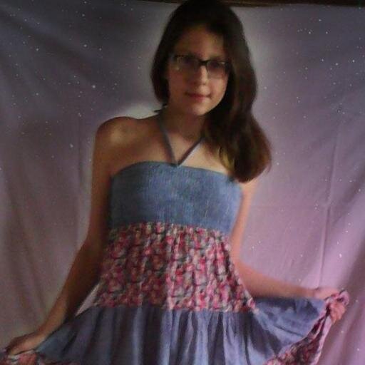 ♥ I follow back.. ! :* I love Teen Wolf !!!! :'33 And Pretty Little Liars ..:3