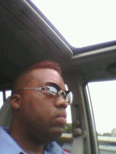 very openminded person rather you gay or straight (guys) i am versatile