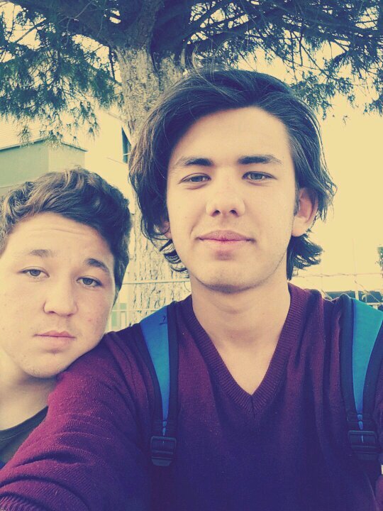 8c675cd678c64ec's profile picture. 