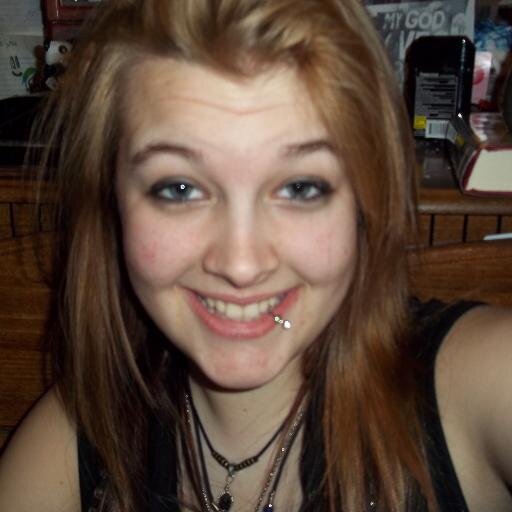 I'm the girl with the empty stomach, the scarred wrists, and the broken heart. I know what its like. Let me help?