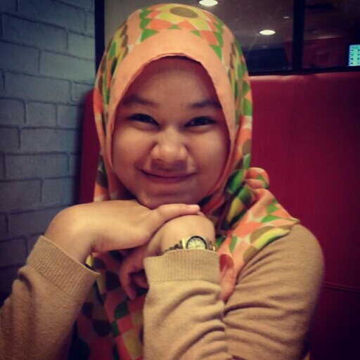 rizkia_almaa's profile picture. 