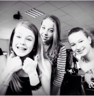 Daneen_Huising's profile picture. Tennis ~ Houu van my Friends ! ♥ ilove youu ♥ xx