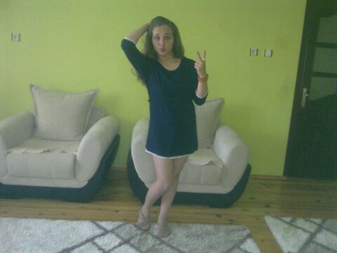 kucukorospunuzz's profile picture. bakireyim azgınım sikicilerimi bekliyorum ankara