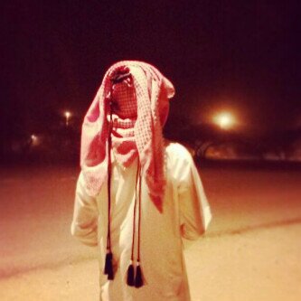 ﻏلاآك ﻓي ﻗﻟﺑي ۆﻣﺳﮐﻧك ﻓآﻟﻋﯾن.                             ۆﻟۆ طآﻟت ﺂﻟﻣدﮬ ﻣﺣﻟك ﻣﺣﻟك
