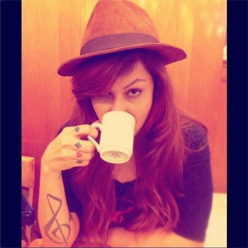 Bem Vindos LEONES!
Amar a @pittyleone e que nem ter Aid'S, ta no sangue e nao tem Cura''

Discupa thá? mais sou fã da Mulher mais linda do Mundo..