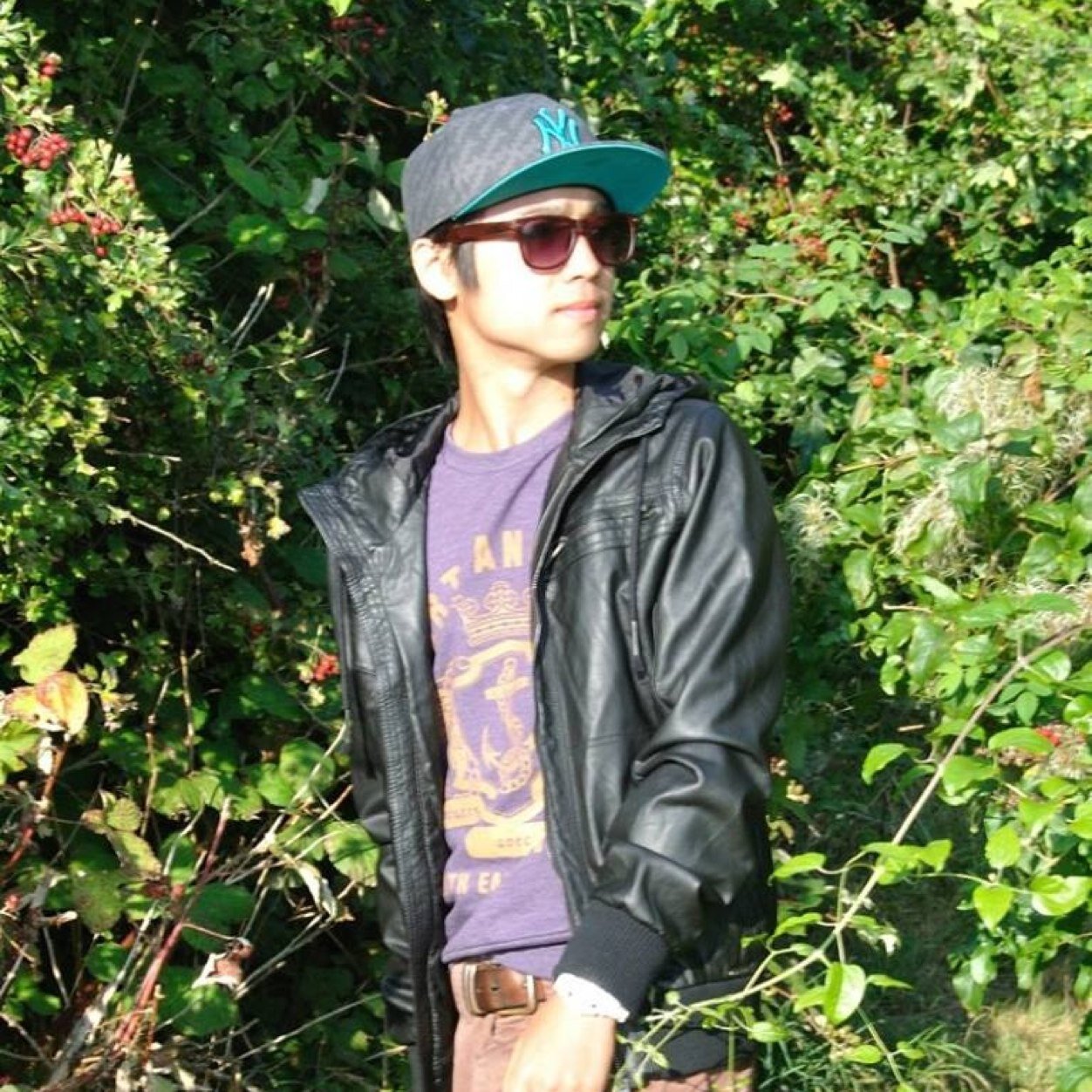 Musician/ Studying at Royal Welsh College of Music and Drama 2012-2016/ Sports fan/ Jackie Chan fan