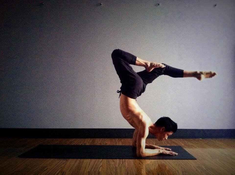 ContmpryYogi's profile picture. Strictly 4 reminders + updates on my teaching sched. Check my website 4 more about me, yoga, pilates, dance, fitness, and hollistic health education content ❤️