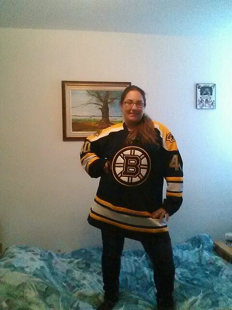 kristie_cole's profile picture. 