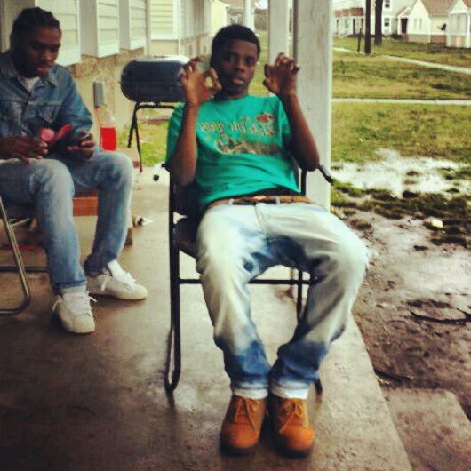 #8:13Insane Amigo Gang
2015 JUNIOR!
Single! Follow me on instagram @TaeStunna813_EBK