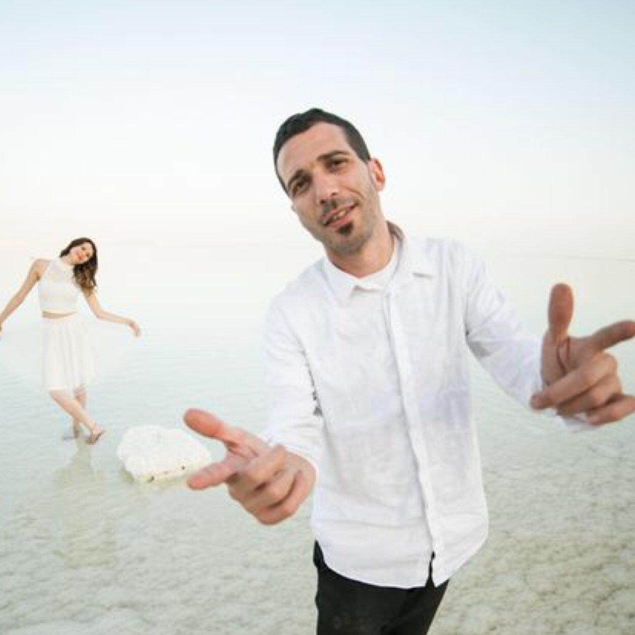 moti0925's profile picture. 