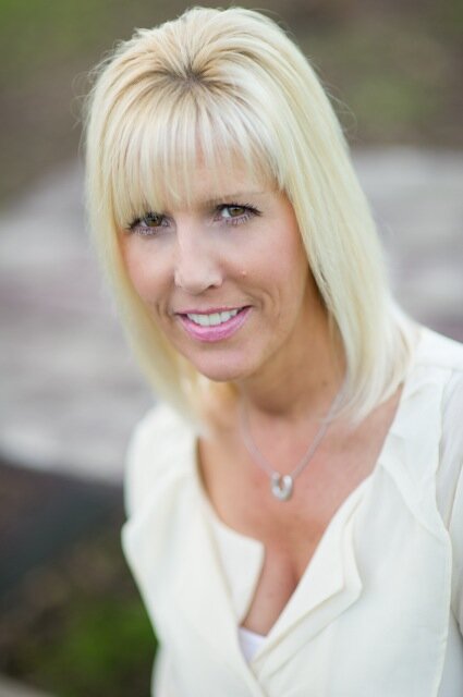 Eldercare Consultant at LivHOME. For more than 20 years I have been finding solutions for seniors, families and professionals in the East Bay community.