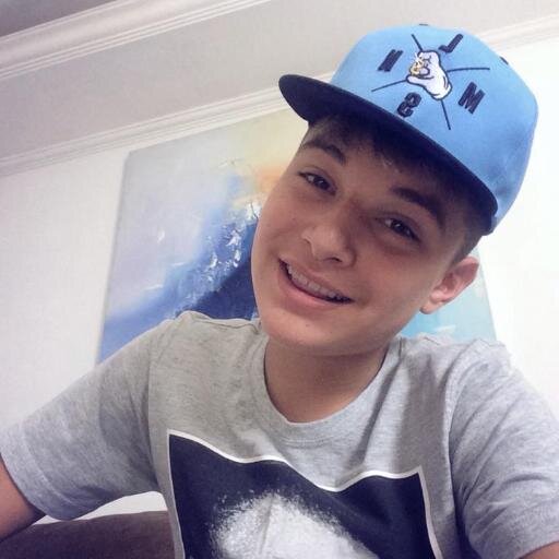 A distância não significa nada quando alguém significa tudo ❤ @mcgui_oficial Since: 02.12.13