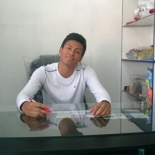universitario.  ing civil..pequeño empresario. @@@@@.julito.el bebesito