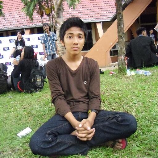 Bio kosong tidak menunjukan sttus lajang..