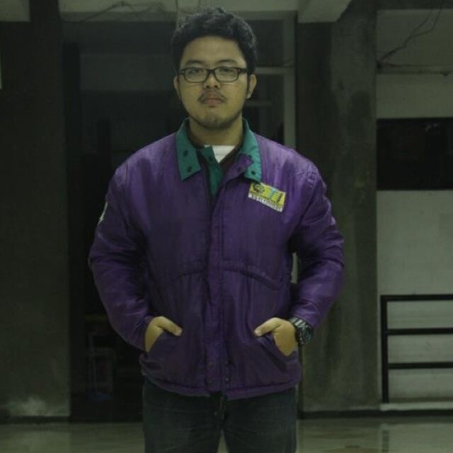 Official twitter account of Muhammad Husni Thamrin. A part of AnfieldGank, I Am The Reds,Born As Red,Die As Red  #YNWA. Industrial Engineering of  ITS 2011.
