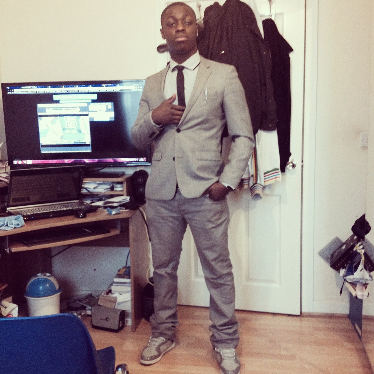 Developer 🧑🏿💻Love God & helping others.Strive for Greatness. Dreamer.Believer. Achiever.If you really want something pray & go out & get it. Insta: bamofah