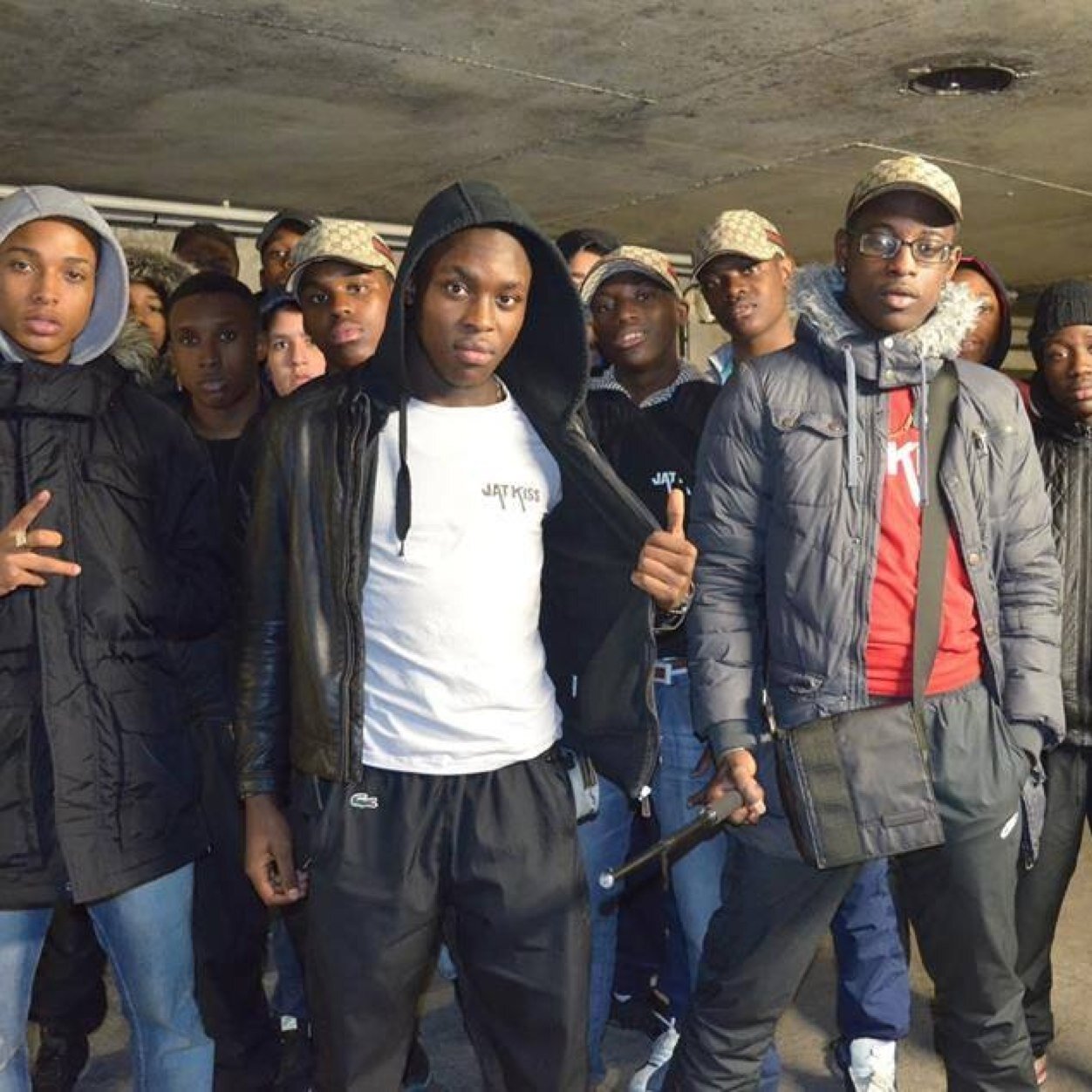Twitter Officiel de la P.A.G . Rappeur du Groupe :Bablak, Baabis, Gringo, pagofficiel@outlook.com