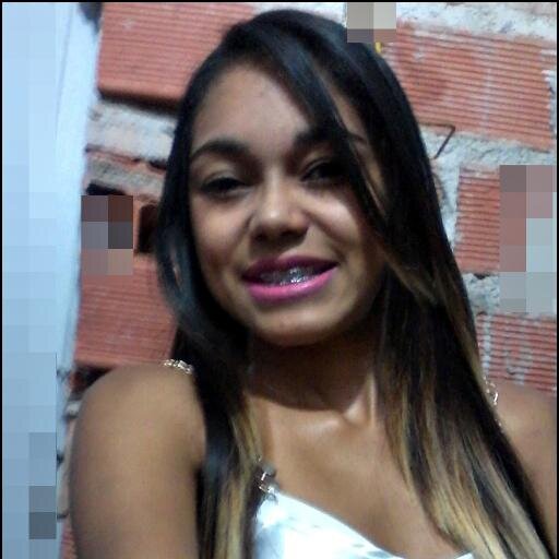 Funkeira,16 anos,ciumenta rs' amo chocolate,detesto falsidade,talarica aki ñ arruma nada! Irmã da @bruna_meninama Bêb da @joyce_bernardd &princesa do #Geovane!