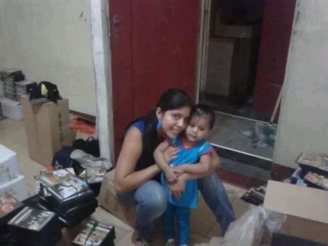 dvaldivieso22's profile picture. esposa,hija ,mamá,amiga , compaňera , y proximamente cosmetologa