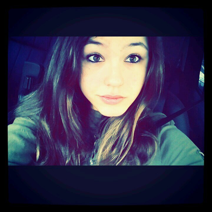 Aunque yo este peor que tu, siempre voy a intentar sacarte una sonrisa. :)
