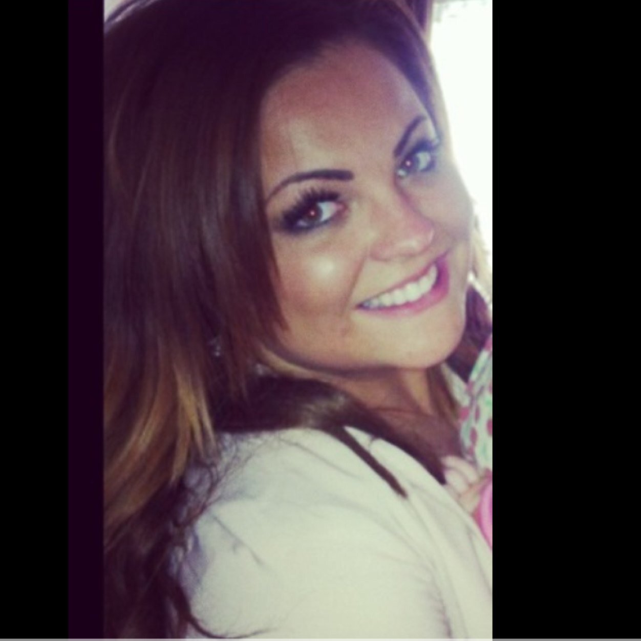 xCarlieBabesx's profile picture. 24 dental nurse ❤️I might be too strung out on compliments overdosed on confidence ... ❤ JFT96 DONT BUY THE SUN !! ❤ YNWA