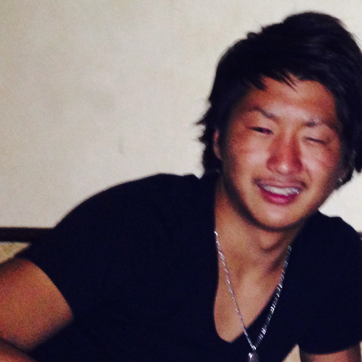 家族、愛する人、連れ、自分を大事に 全てを守り幸せにしたい！ 個人事業主。 24時間365日自分の時間で何もせず収入を得られる。こんな美味しい話あるわけない？ 話だけでも聞いてみてよ！カフェでゆっくり人生相談受けるよ！