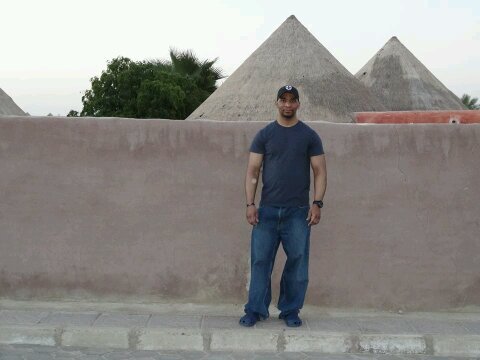 TnoyW's profile picture. 