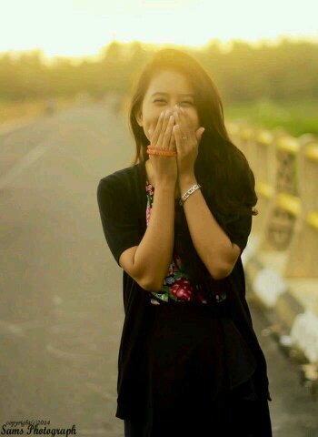 RikiAgustina's profile picture. ART OF TEATER YK/. Sebisa mungkin membuat diri bahagia karena BAHAGIA ITU SEDERHANA. ALWAYS POSTHINK :3