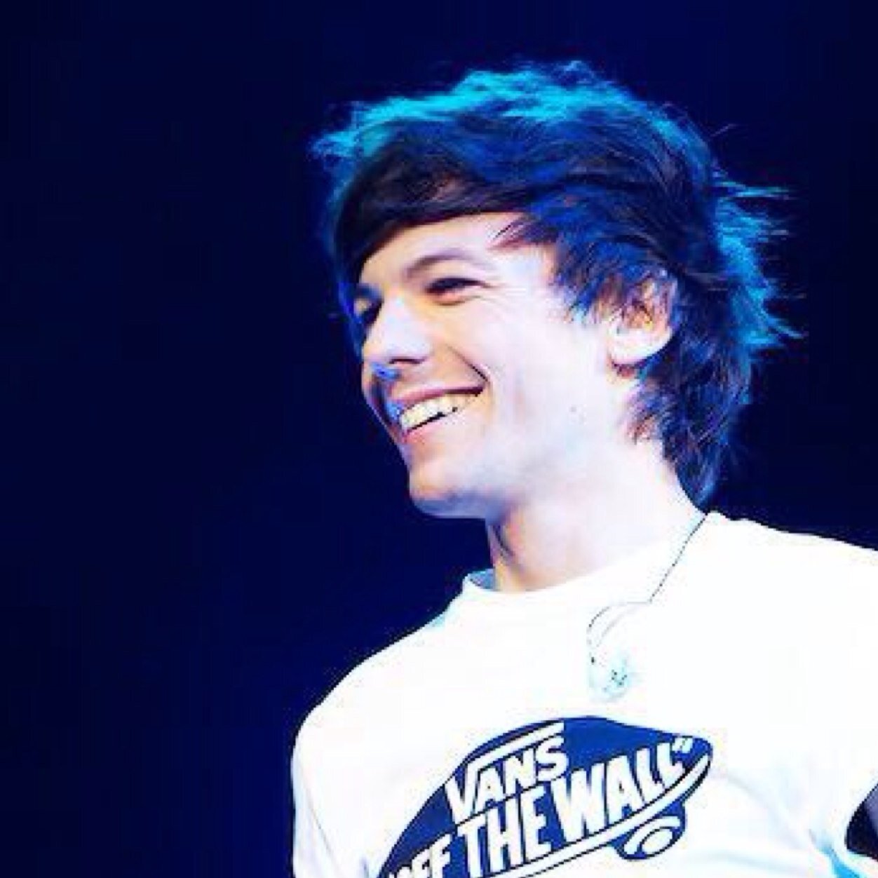 Yea. Name is Louis. I'm 21. Quite the asshole. //RP\\