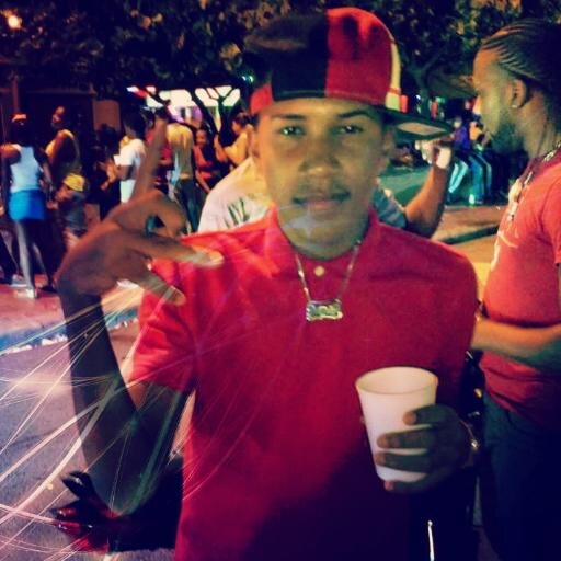 Los Tiguere Del Barrio Me Cogieron Dema, Porque TenqqOh Un Flow Que Lo Que Da Es Problema (Dime Porque Tu Me Tiras).  https://t.co/ACedQ3x0lt