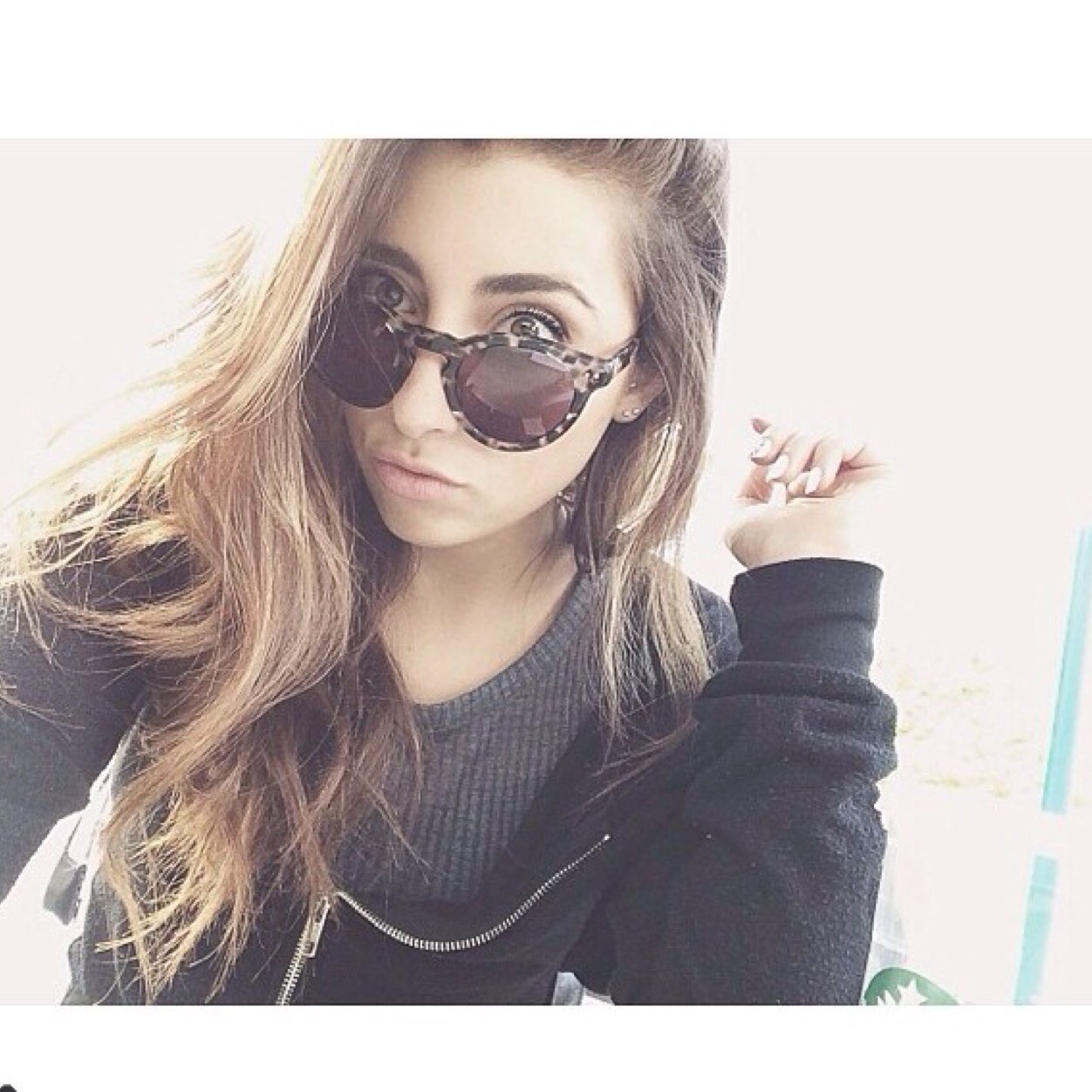 Simmersfan's profile picture. 