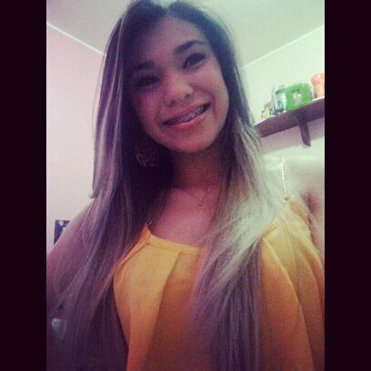 filha de Deus,ariana, uma menina extrovertida que ama sertanejo, adora rir e curtir a vida com o melhor que ela possa nos dar sempre. =)