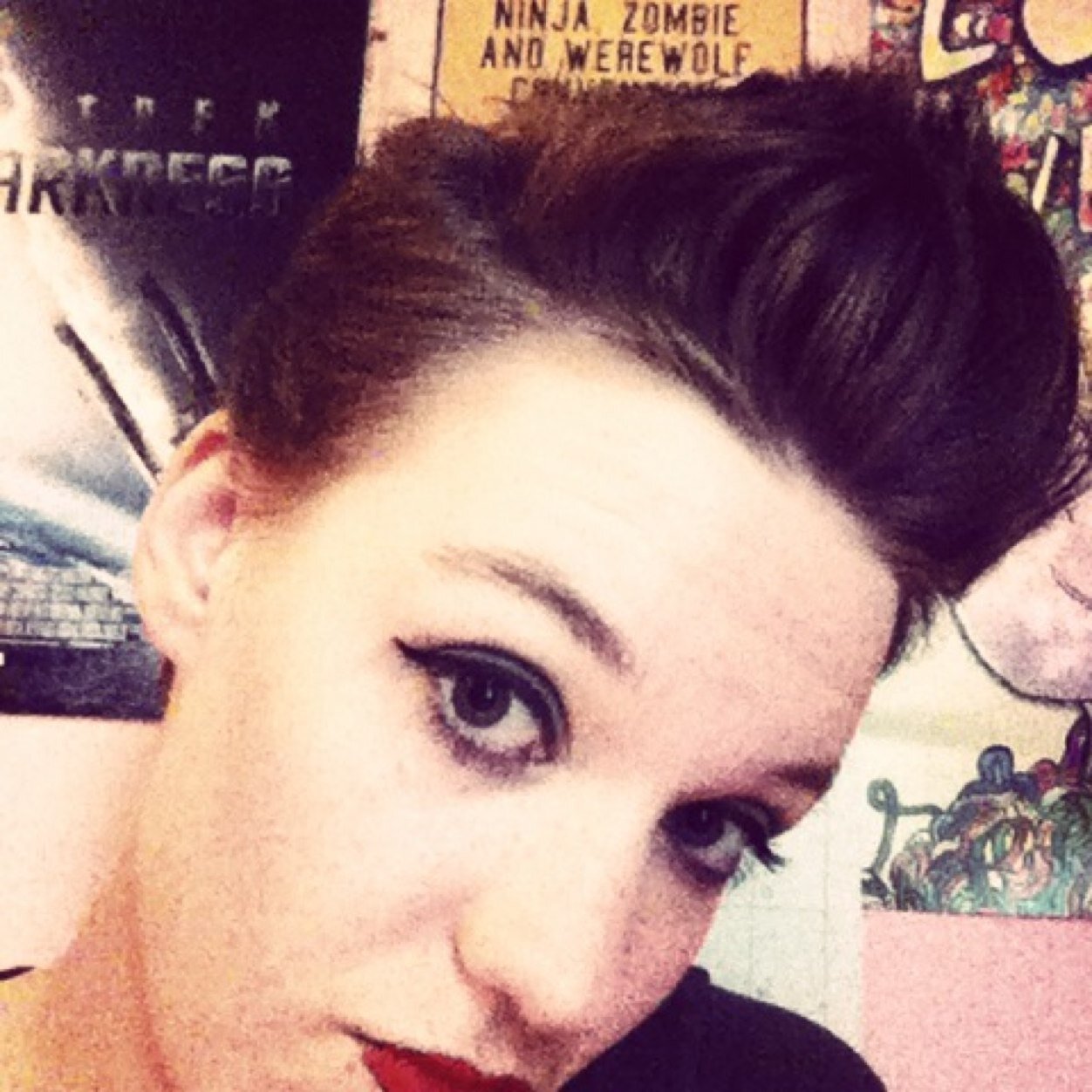 2manyfeels4this's profile picture. 