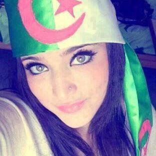 ‏مسلمة جزائرية وفخورة..الله يرحمك يا بابا الغالي