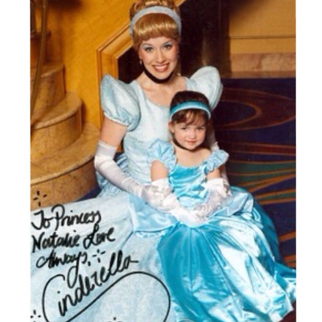 Disney Travel agent, Disney Mom and Disney Magic aficionado