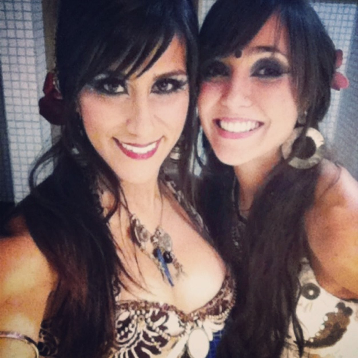 Tribal Fusion bellydancers • drums and Rock'n roll! •