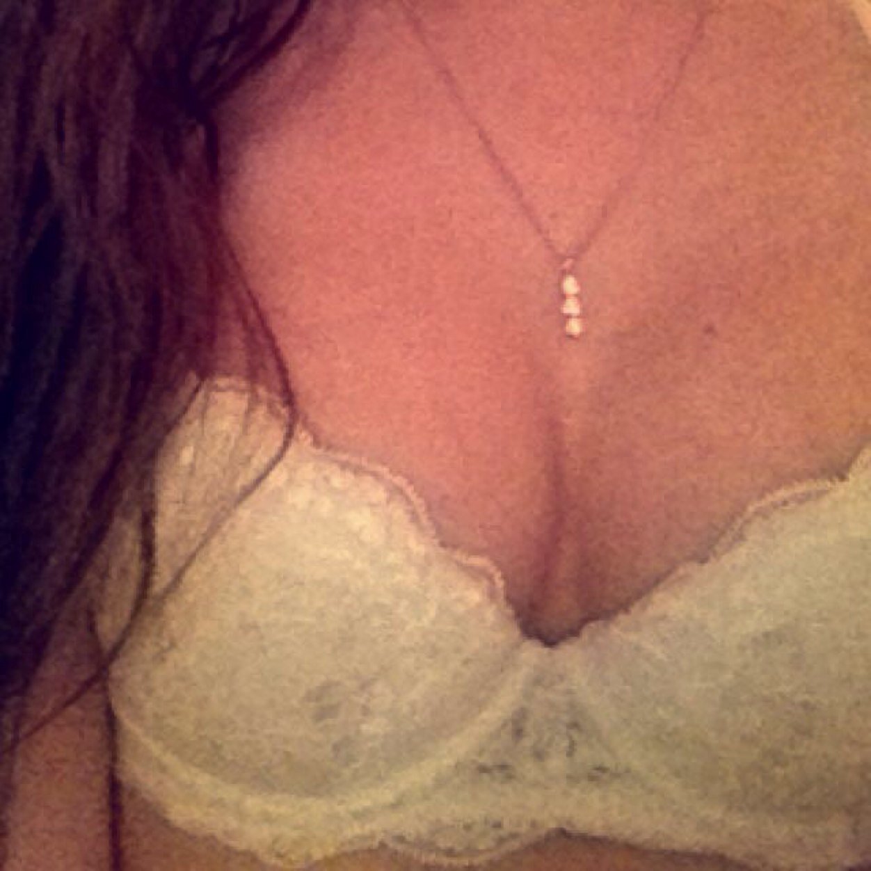 Send your own or screen shotted snaps to: •Snapchat- snap_sluts15 •Kik-snap_slut15
*******IM A GUY; PLEASE NO DICK PICS*******