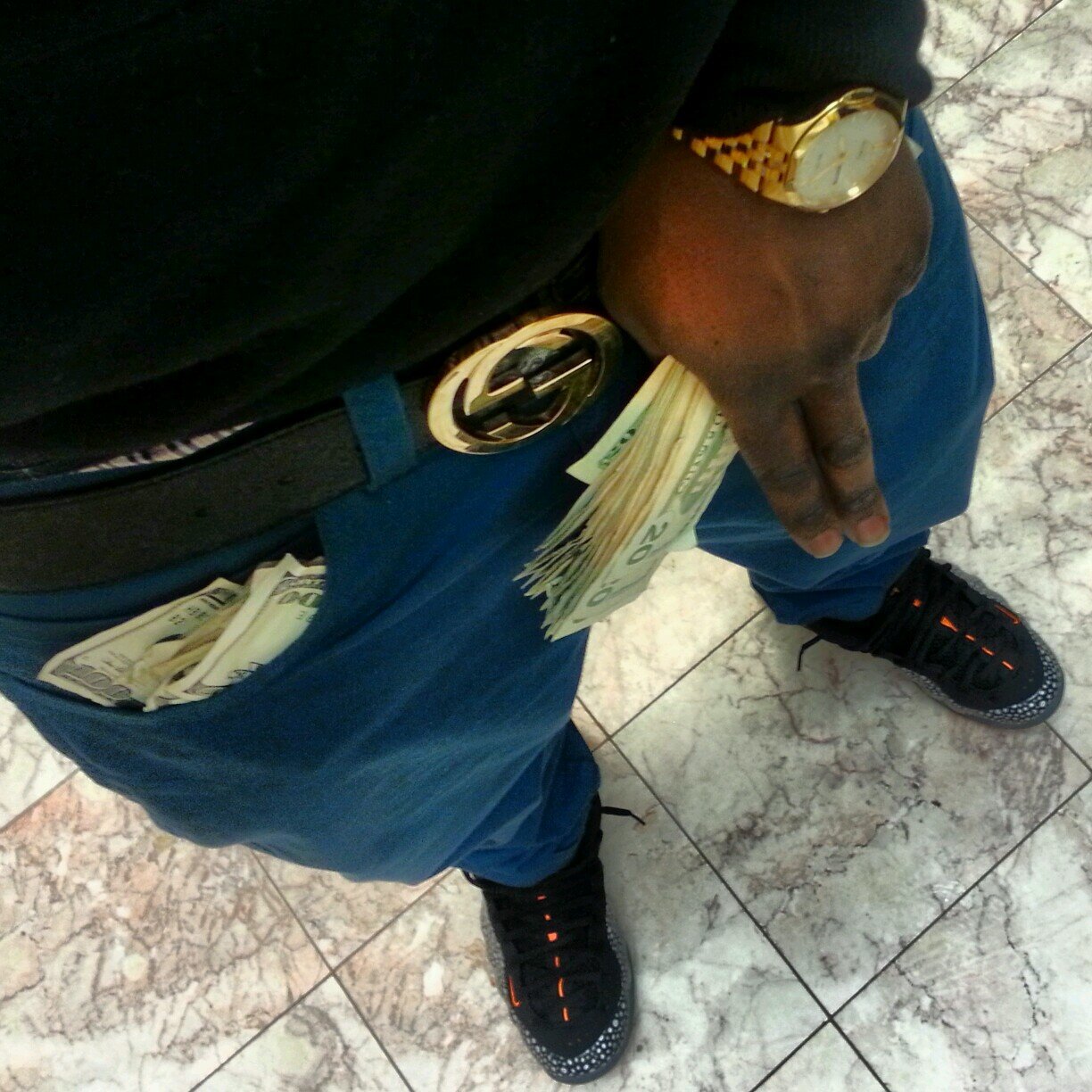 They Say Money Make The World Go Round,, Nd It's Gettin DiZzy!!! #iBarber