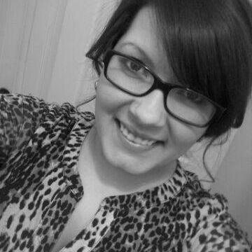 soph_ladouceur's profile picture. we accept the love we think we deserve