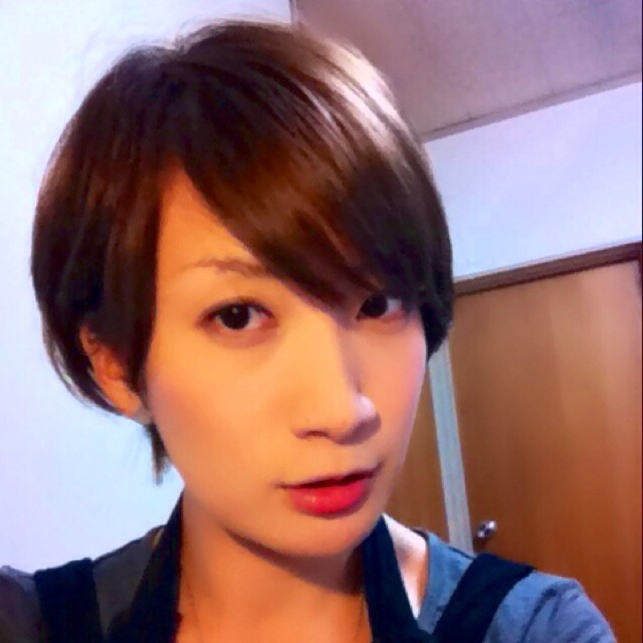 インテリアショップで働いてます。 お洒落なライフスタイル研究中！！ 
おそらく晴れ女。

shinbiのブログもヨロシク↓↓↓