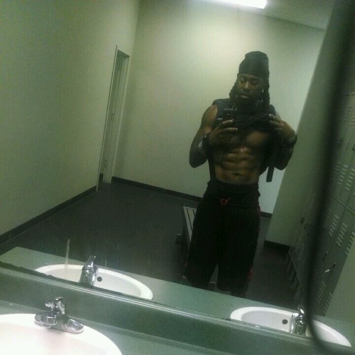 chi-town legend [HMU] http://t.co/DskL8diPxT