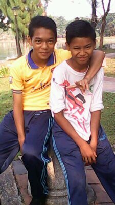 Single Buat Waktu Sekarang :D