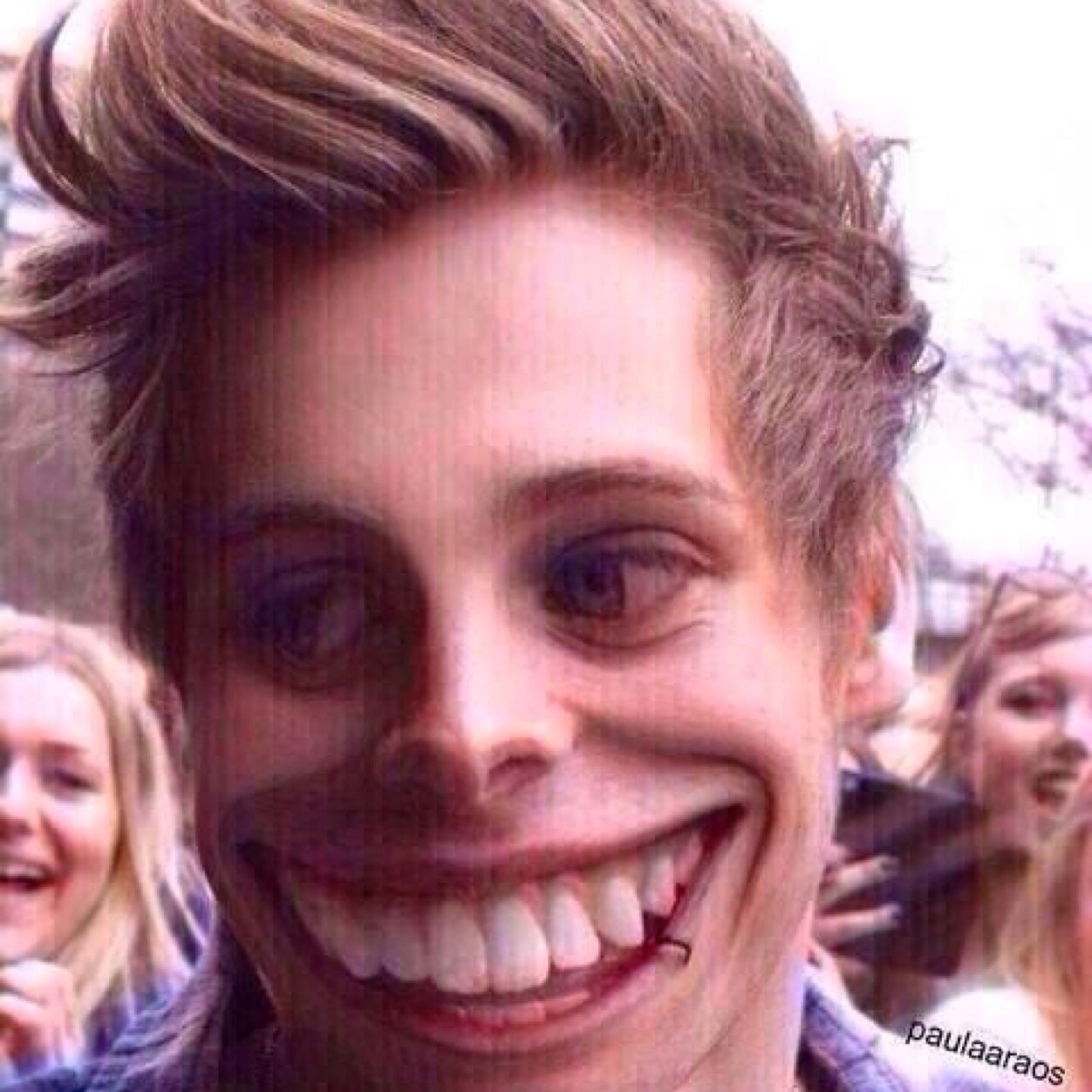 Hiii :) @5SECONDSOFWEEZY just gave you a free follow! Mind following her to help reach her goal??