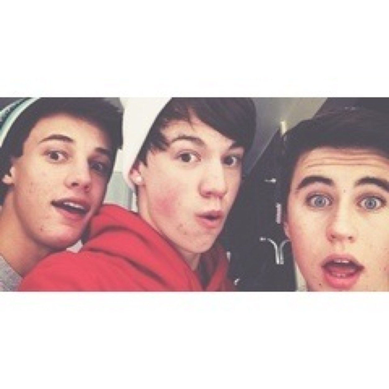 GO FOLLOW @HYFRWHlTESIDES